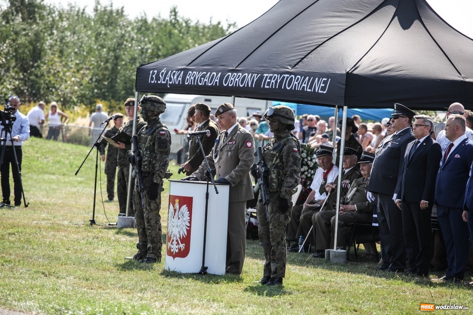 Zdjęcie w galerii na portalu naszwodzislaw.com: Kolejni terytorialsi złożyli przysięgę wojskową wiadomości z regionu