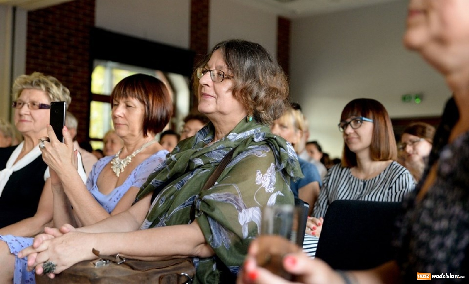 Zdjęcie w galerii na portalu naszwodzislaw.com: Sztuka zawarta w trzech żywiołach wiadomości z regionu