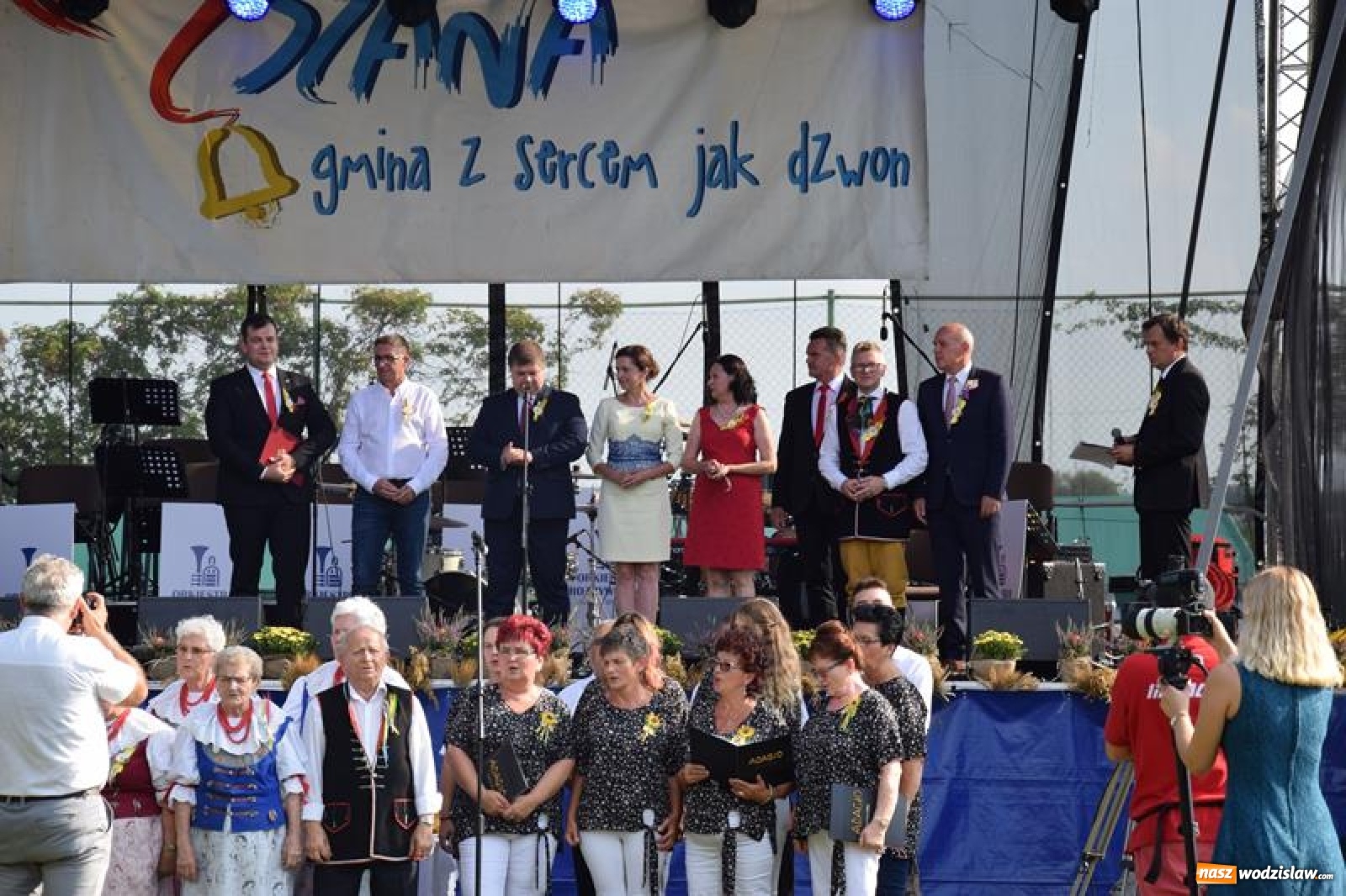 Zdjęcie w galerii na portalu naszwodzislaw.com: Dożynki Gminne Mszana 2019 za nami [FOTO] wiadomości z regionu