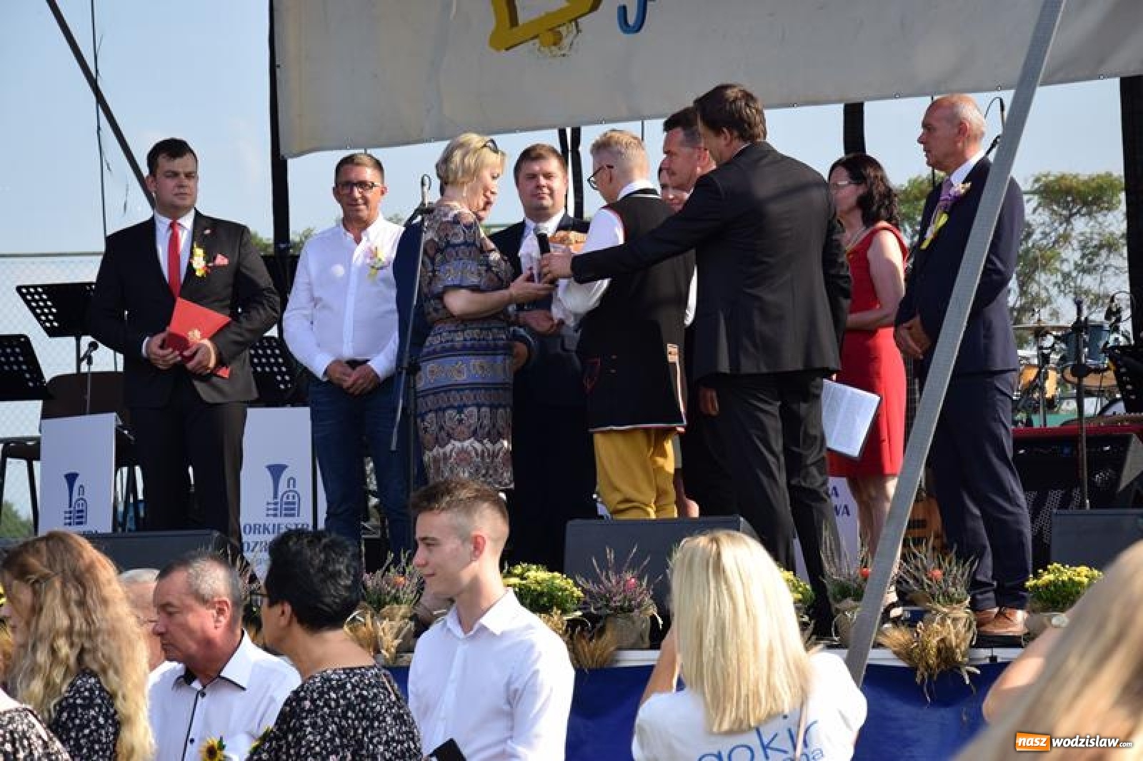 Zdjęcie w galerii na portalu naszwodzislaw.com: Dożynki Gminne Mszana 2019 za nami [FOTO] wiadomości z regionu