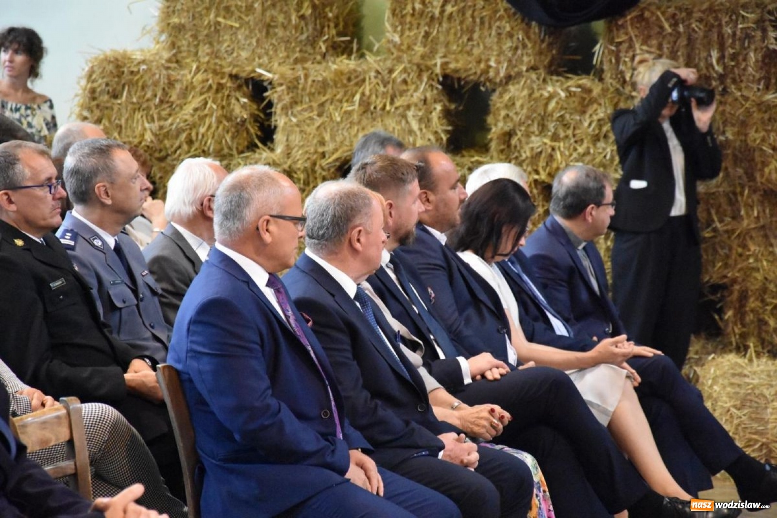 Zdjęcie w galerii na portalu naszwodzislaw.com: Wyjątkowa inauguracja w wyjątkowej scenerii [FOTO] wiadomości z regionu