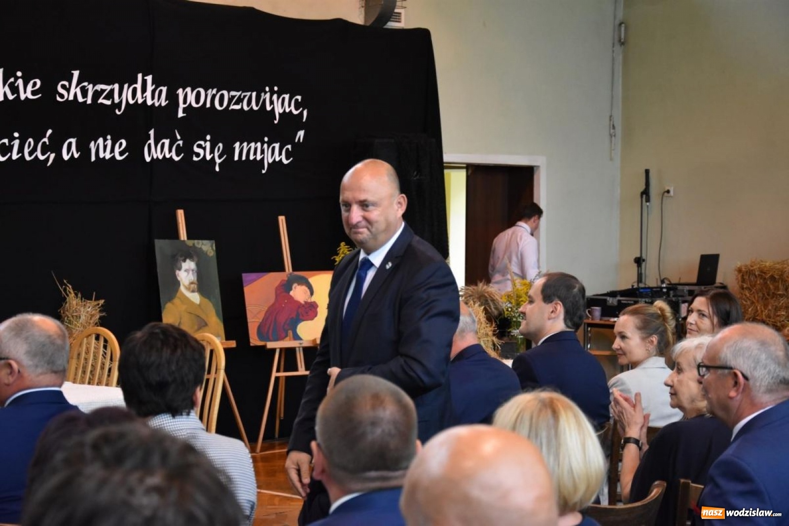 Zdjęcie w galerii na portalu naszwodzislaw.com: Wyjątkowa inauguracja w wyjątkowej scenerii [FOTO] wiadomości z regionu