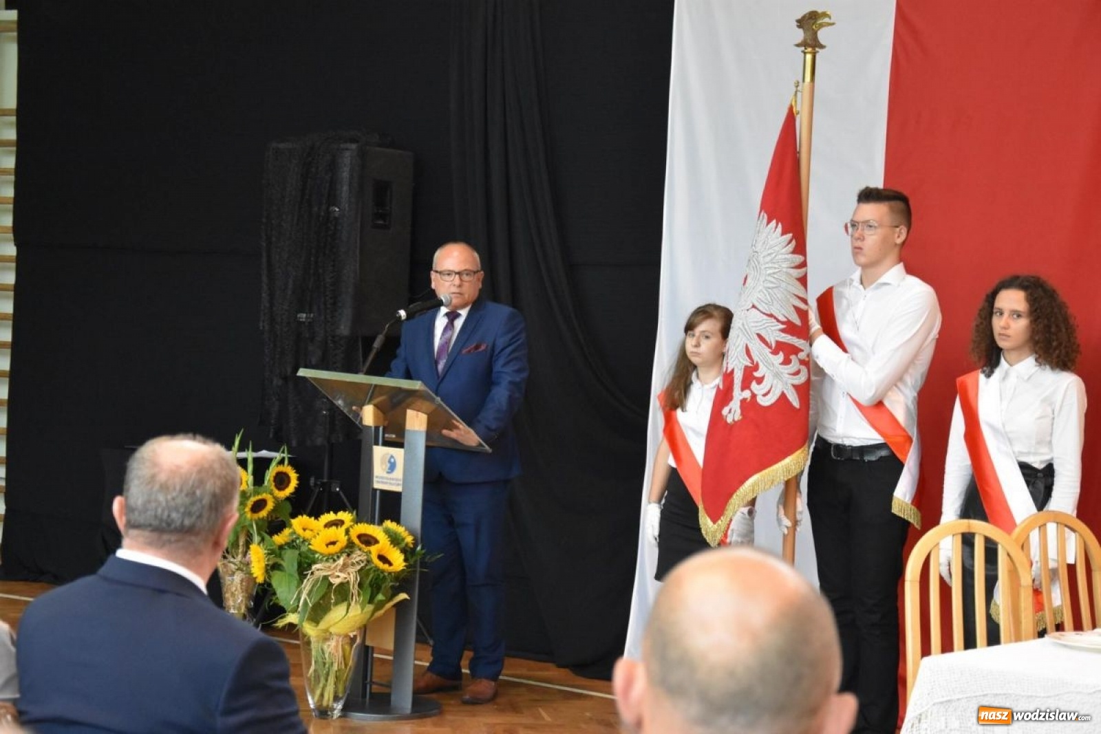 Zdjęcie w galerii na portalu naszwodzislaw.com: Wyjątkowa inauguracja w wyjątkowej scenerii [FOTO] wiadomości z regionu