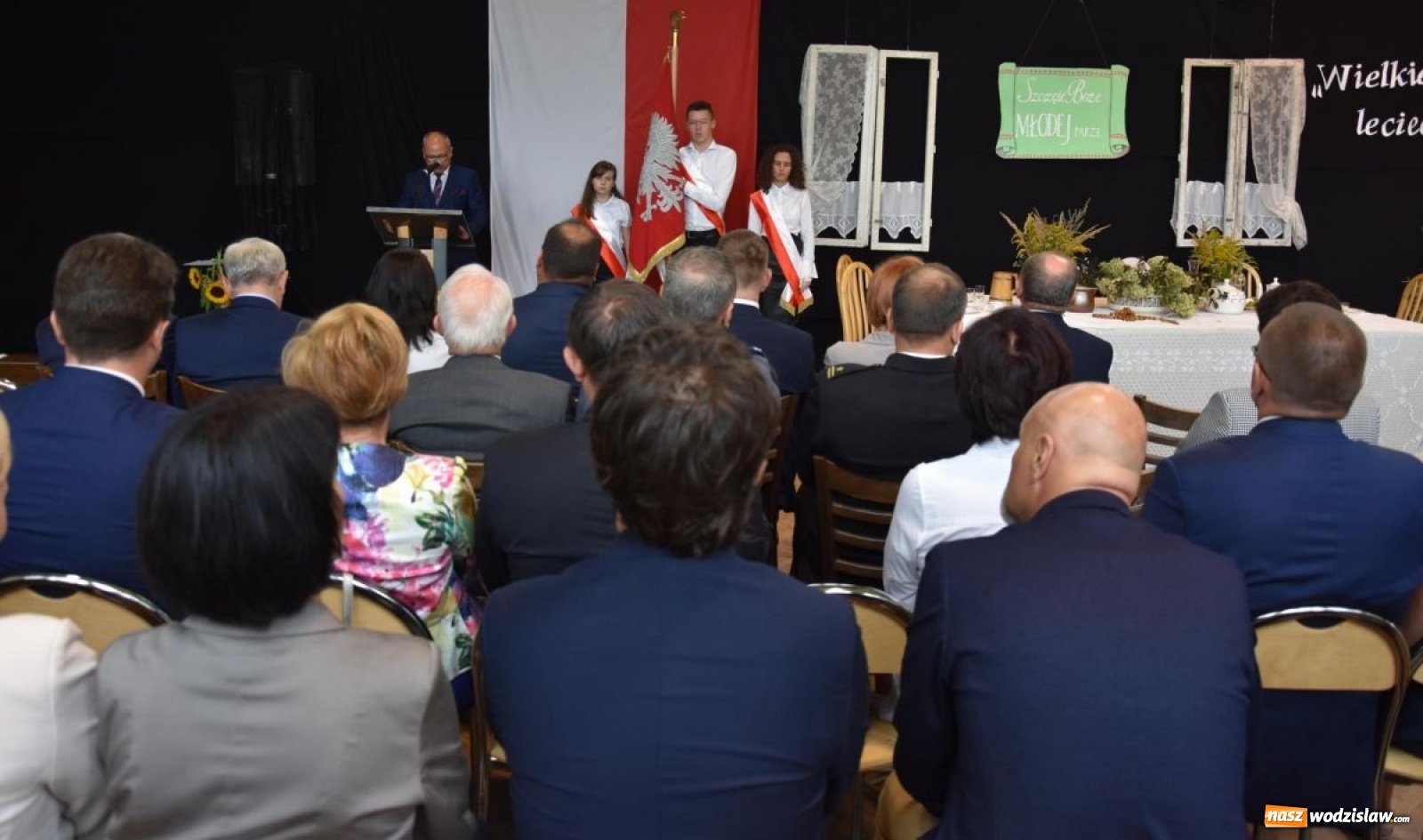 Zdjęcie w galerii na portalu naszwodzislaw.com: Wyjątkowa inauguracja w wyjątkowej scenerii [FOTO] wiadomości z regionu