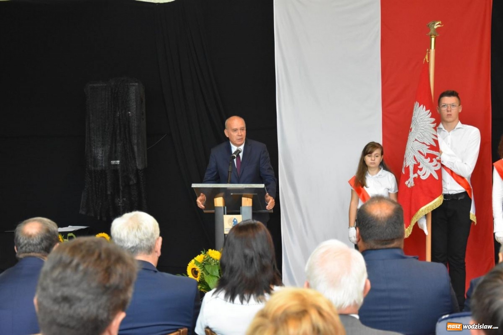 Zdjęcie w galerii na portalu naszwodzislaw.com: Wyjątkowa inauguracja w wyjątkowej scenerii [FOTO] wiadomości z regionu