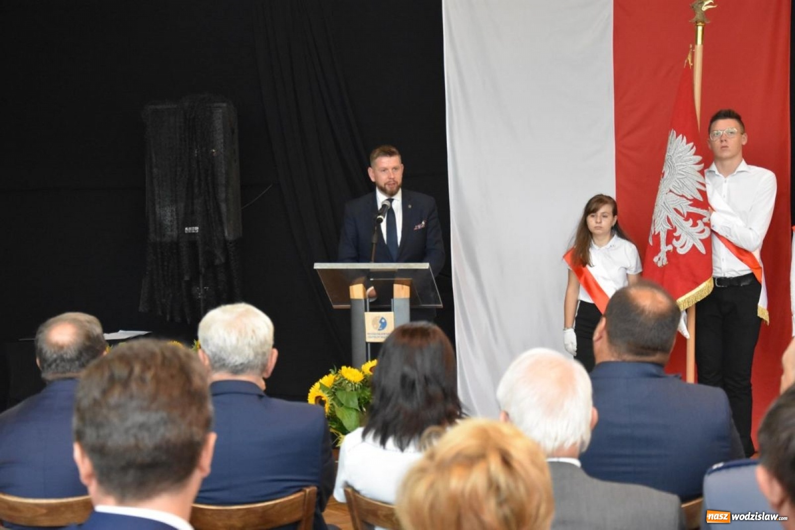 Zdjęcie w galerii na portalu naszwodzislaw.com: Wyjątkowa inauguracja w wyjątkowej scenerii [FOTO] wiadomości z regionu