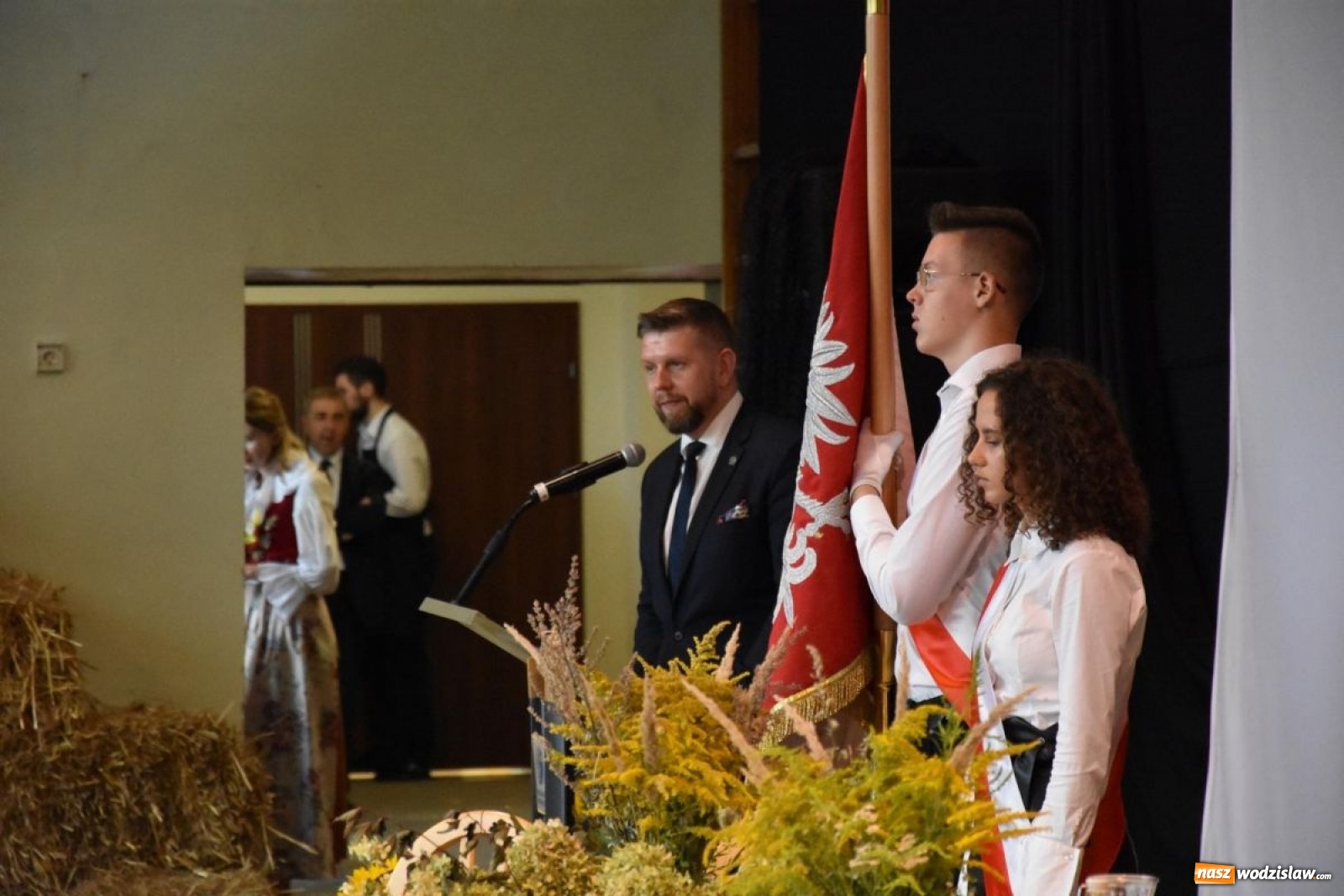 Zdjęcie w galerii na portalu naszwodzislaw.com: Wyjątkowa inauguracja w wyjątkowej scenerii [FOTO] wiadomości z regionu
