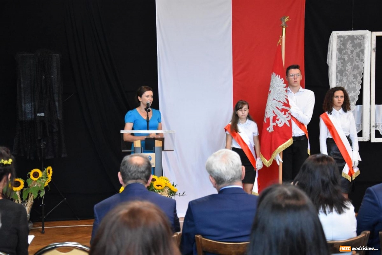 Zdjęcie w galerii na portalu naszwodzislaw.com: Wyjątkowa inauguracja w wyjątkowej scenerii [FOTO] wiadomości z regionu