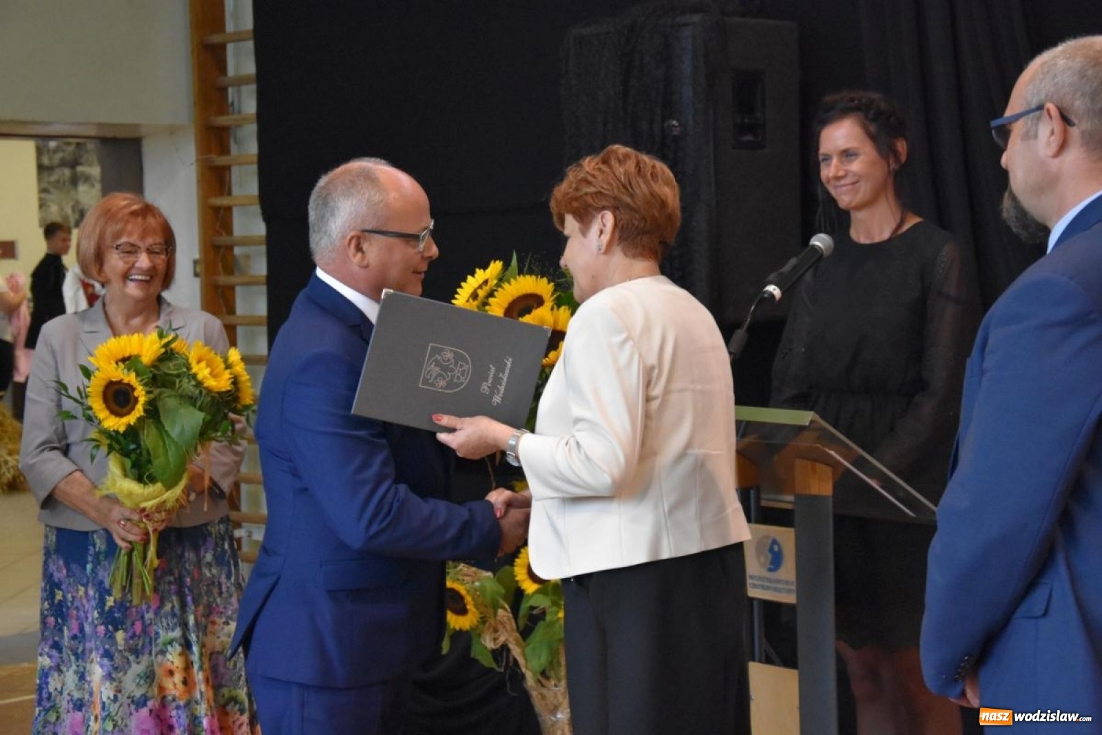 Zdjęcie w galerii na portalu naszwodzislaw.com: Wyjątkowa inauguracja w wyjątkowej scenerii [FOTO] wiadomości z regionu
