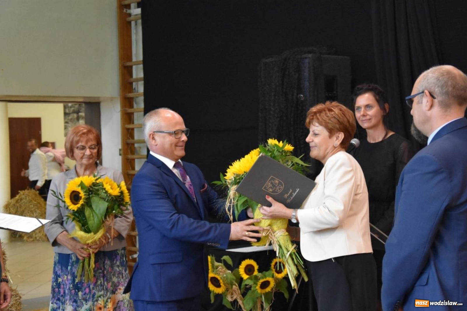 Zdjęcie w galerii na portalu naszwodzislaw.com: Wyjątkowa inauguracja w wyjątkowej scenerii [FOTO] wiadomości z regionu