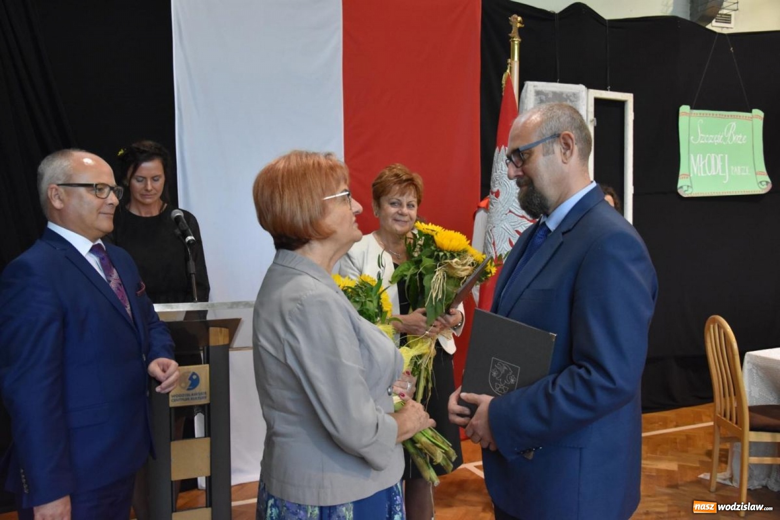Zdjęcie w galerii na portalu naszwodzislaw.com: Wyjątkowa inauguracja w wyjątkowej scenerii [FOTO] wiadomości z regionu