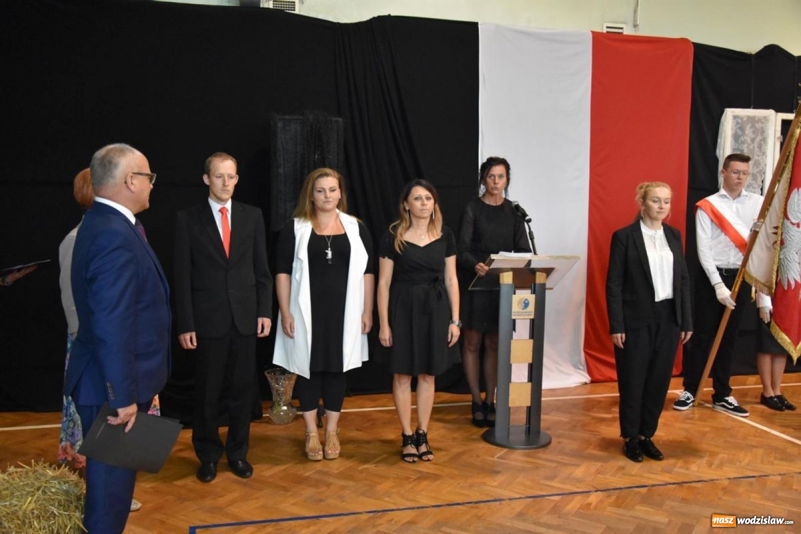 Zdjęcie w galerii na portalu naszwodzislaw.com: Wyjątkowa inauguracja w wyjątkowej scenerii [FOTO] wiadomości z regionu