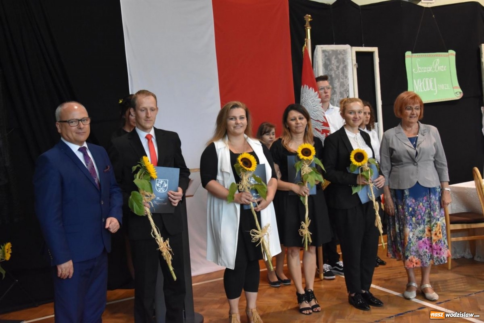 Zdjęcie w galerii na portalu naszwodzislaw.com: Wyjątkowa inauguracja w wyjątkowej scenerii [FOTO] wiadomości z regionu