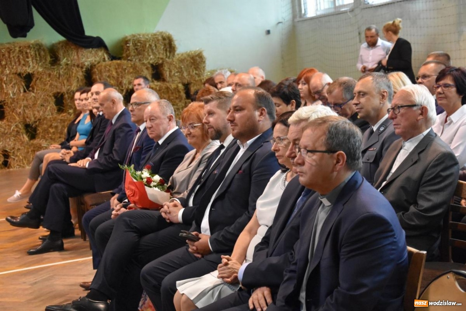Zdjęcie w galerii na portalu naszwodzislaw.com: Wyjątkowa inauguracja w wyjątkowej scenerii [FOTO] wiadomości z regionu