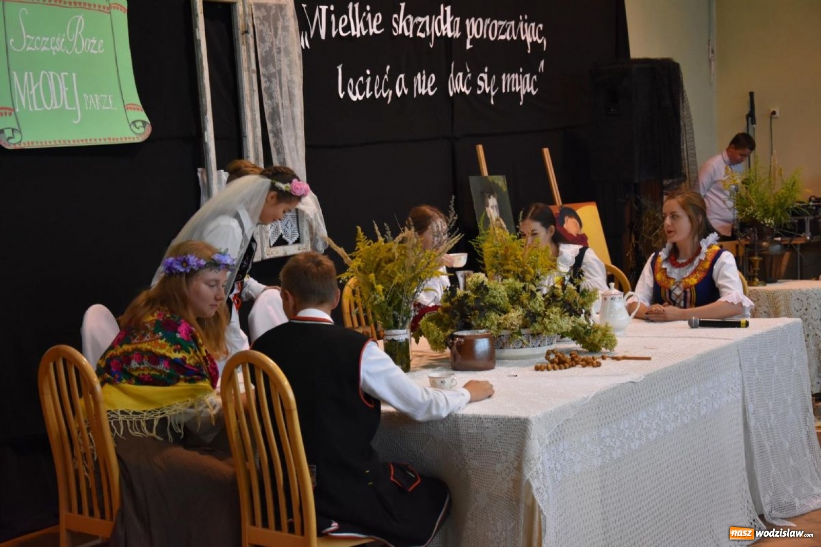 Zdjęcie w galerii na portalu naszwodzislaw.com: Wyjątkowa inauguracja w wyjątkowej scenerii [FOTO] wiadomości z regionu