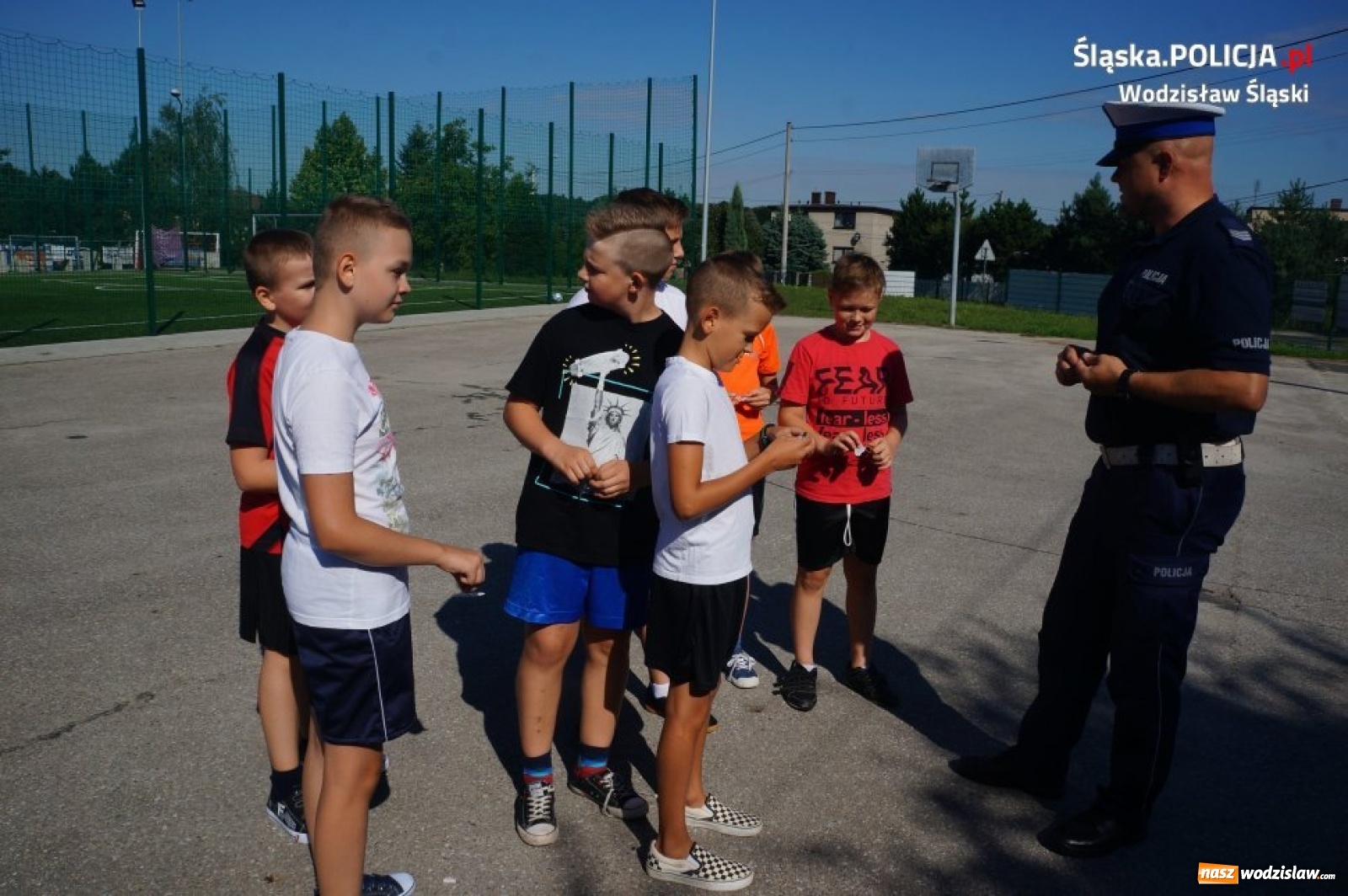 Zdjęcie w galerii na portalu naszwodzislaw.com: Bezpieczna droga do szkoły z wodzisławską drogówką wiadomości z regionu