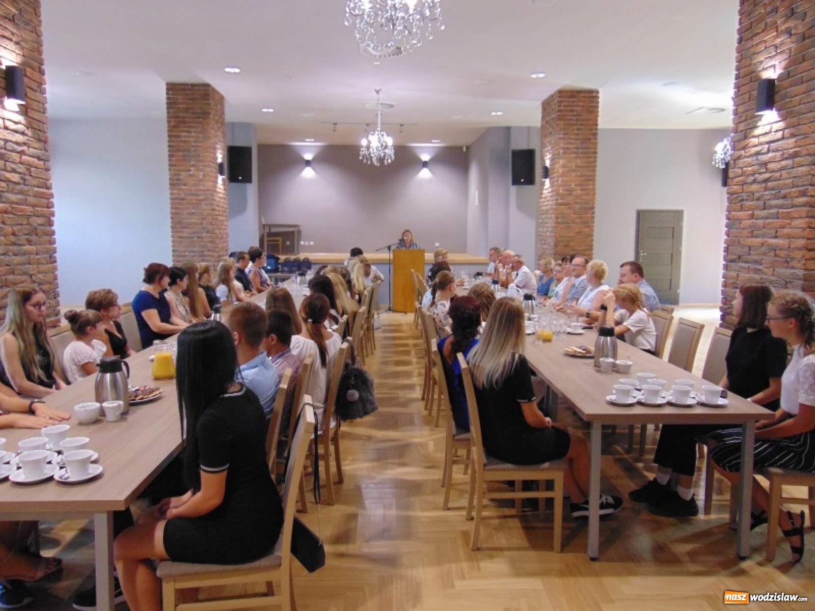 Zdjęcie w galerii na portalu naszwodzislaw.com: Nagrody i wyróżnienia dla zdolnych uczniów z gminy Godów [FOTO] wiadomości z regionu