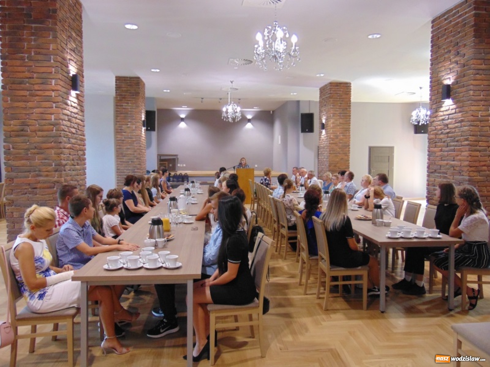 Zdjęcie w galerii na portalu naszwodzislaw.com: Nagrody i wyróżnienia dla zdolnych uczniów z gminy Godów [FOTO] wiadomości z regionu