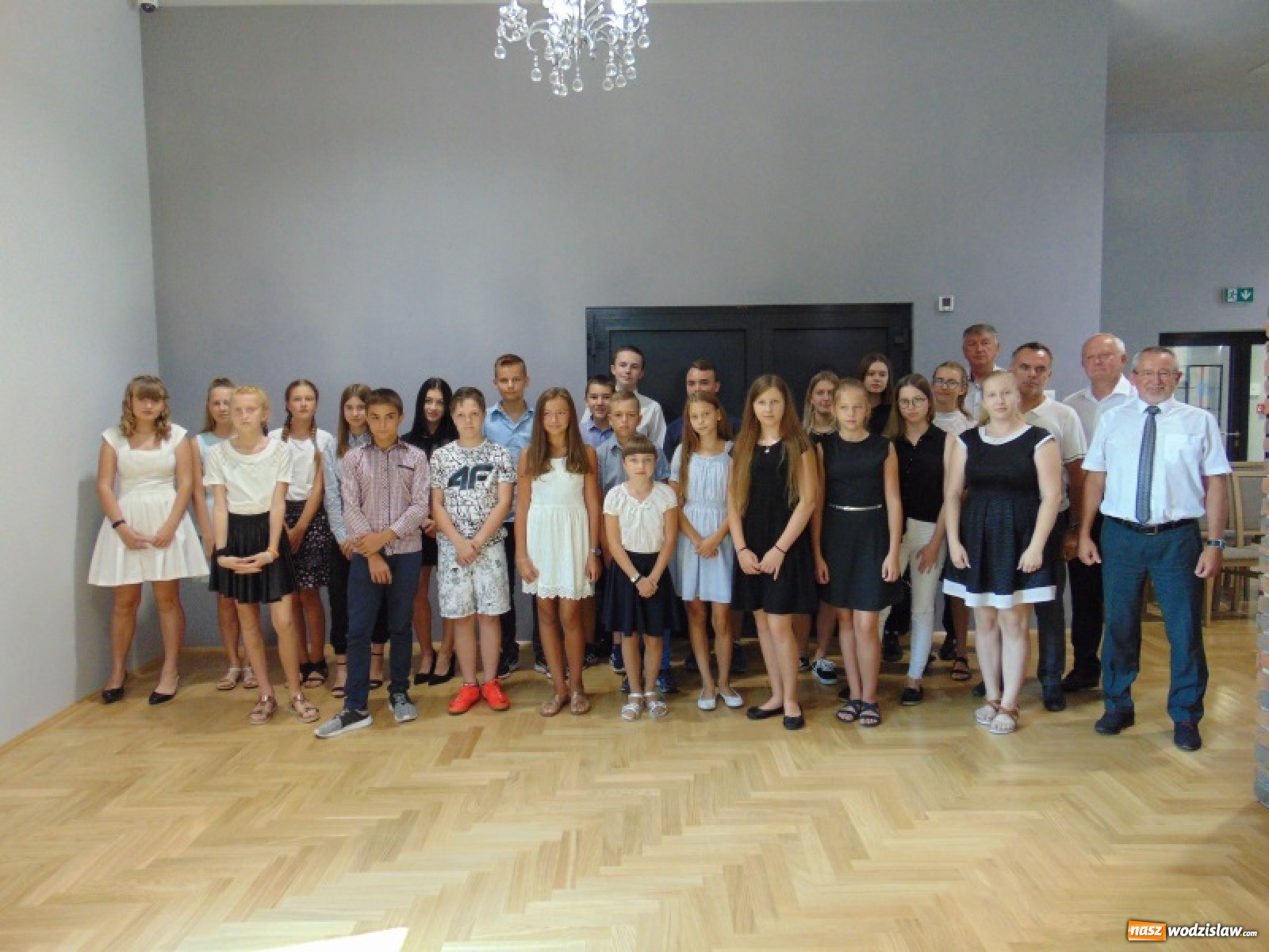 Zdjęcie w galerii na portalu naszwodzislaw.com: Nagrody i wyróżnienia dla zdolnych uczniów z gminy Godów [FOTO] wiadomości z regionu