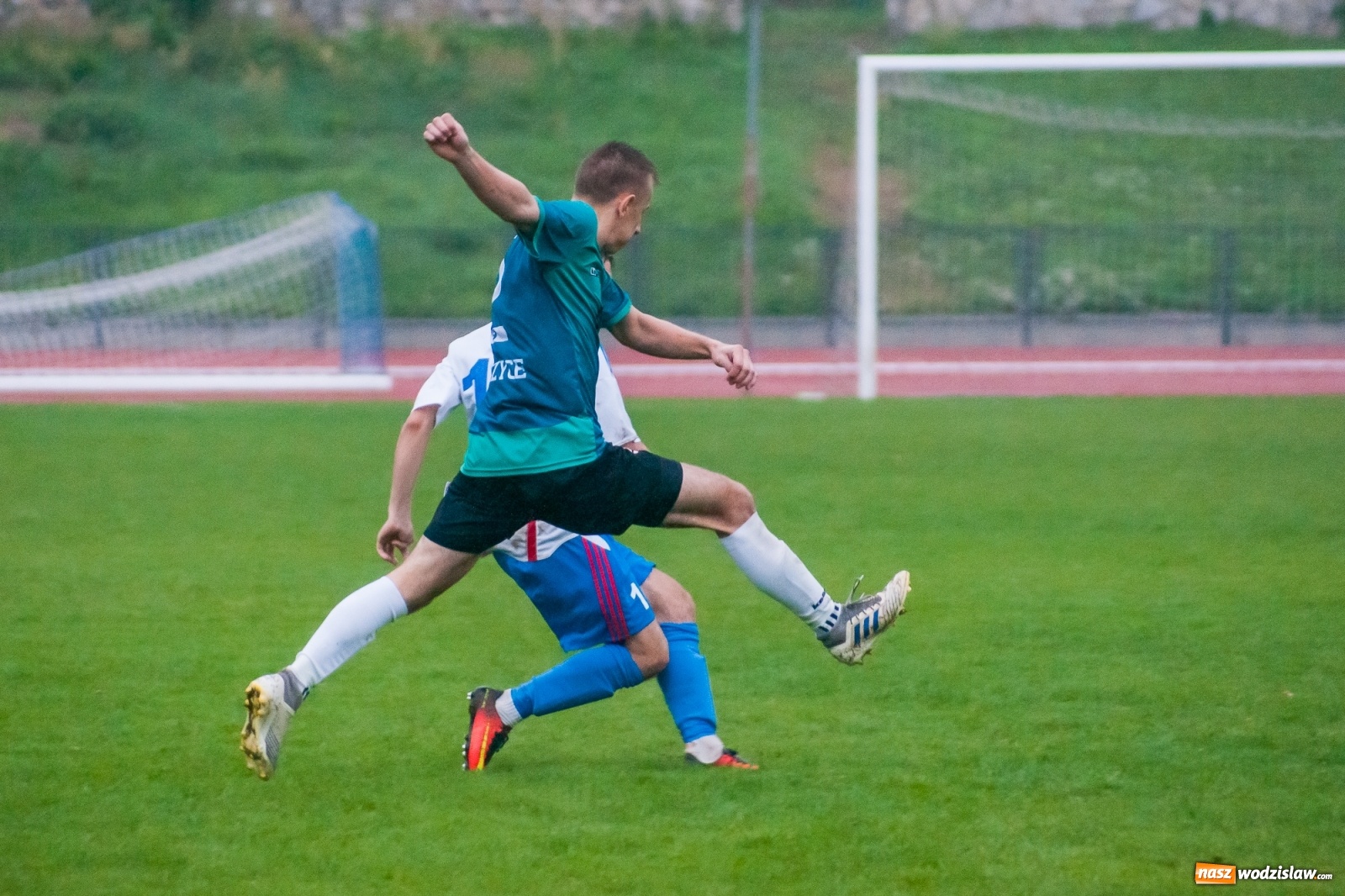 Zdjęcie w galerii na portalu naszwodzislaw.com: Klasa okręgowa. Gol w końcówce pozbawił punktu Czarnych z Gorzyc [FOTO i WIDEO] wiadomości z regionu