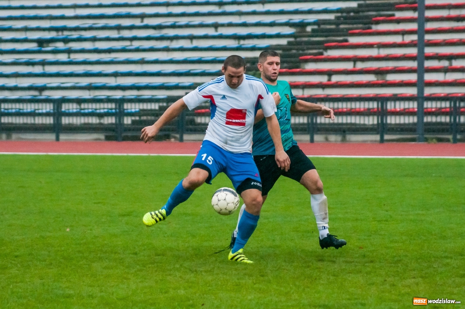 Zdjęcie w galerii na portalu naszwodzislaw.com: Klasa okręgowa. Gol w końcówce pozbawił punktu Czarnych z Gorzyc [FOTO i WIDEO] wiadomości z regionu