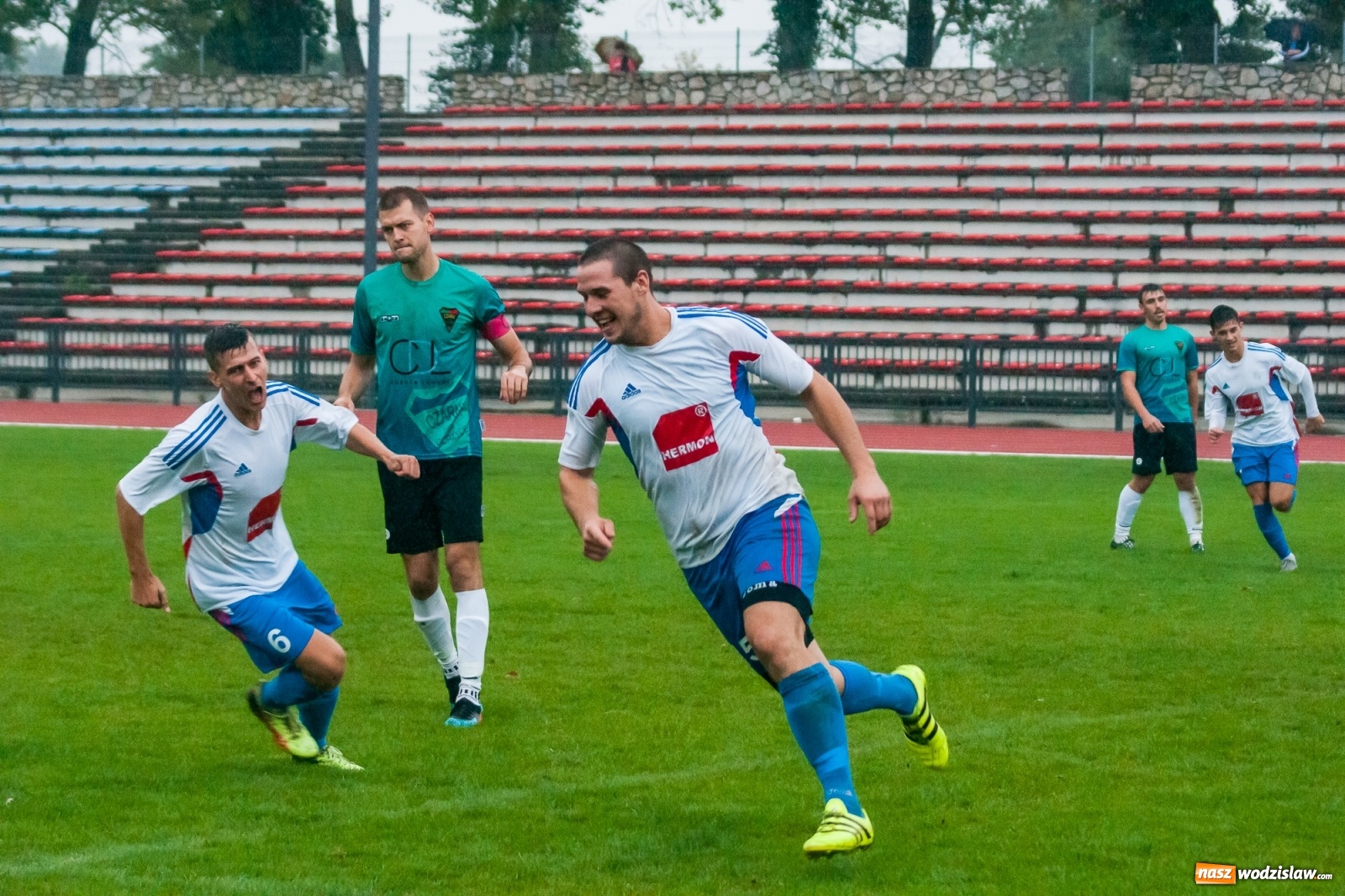 Zdjęcie w galerii na portalu naszwodzislaw.com: Klasa okręgowa. Gol w końcówce pozbawił punktu Czarnych z Gorzyc [FOTO i WIDEO] wiadomości z regionu