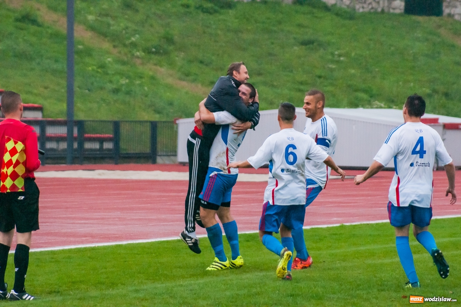 Zdjęcie w galerii na portalu naszwodzislaw.com: Klasa okręgowa. Gol w końcówce pozbawił punktu Czarnych z Gorzyc [FOTO i WIDEO] wiadomości z regionu