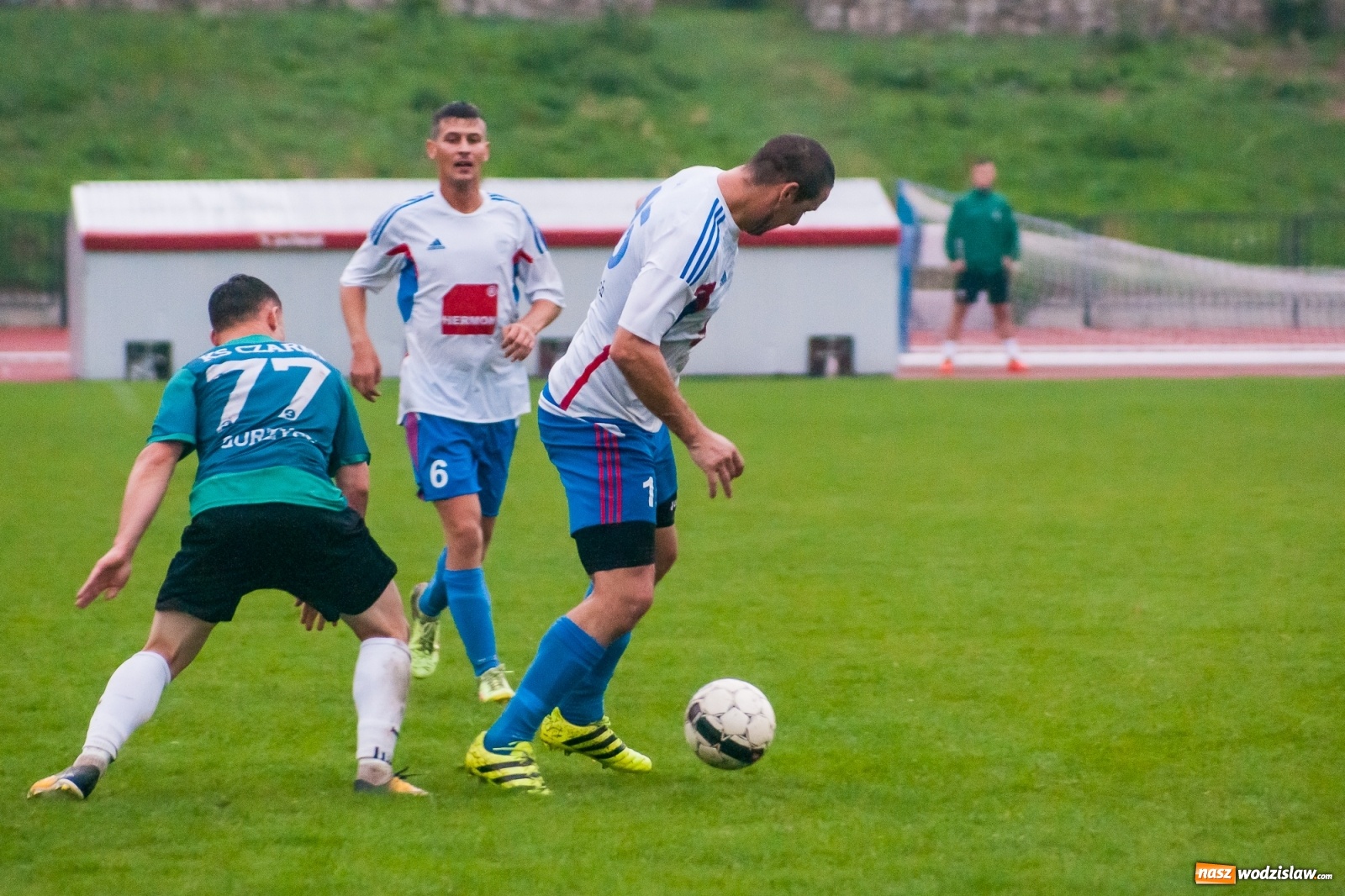 Zdjęcie w galerii na portalu naszwodzislaw.com: Klasa okręgowa. Gol w końcówce pozbawił punktu Czarnych z Gorzyc [FOTO i WIDEO] wiadomości z regionu