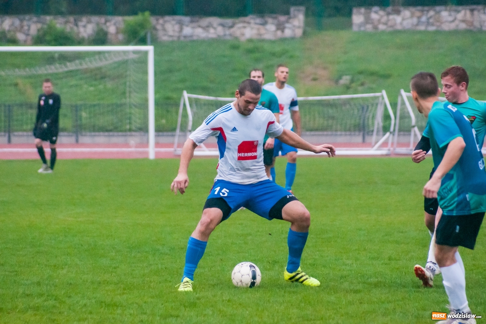 Zdjęcie w galerii na portalu naszwodzislaw.com: Klasa okręgowa. Gol w końcówce pozbawił punktu Czarnych z Gorzyc [FOTO i WIDEO] wiadomości z regionu