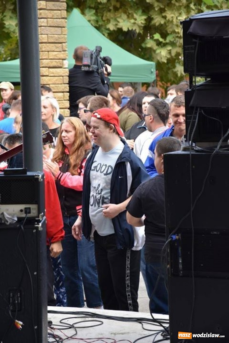 Zdjęcie w galerii na portalu naszwodzislaw.com: Rekordowy Blues roztańczył Olzę [FOTO] wiadomości z regionu