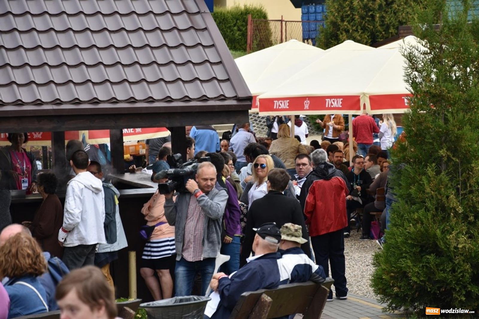 Zdjęcie w galerii na portalu naszwodzislaw.com: Rekordowy Blues roztańczył Olzę [FOTO] wiadomości z regionu