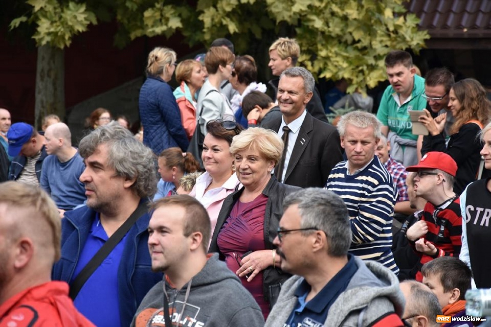 Zdjęcie w galerii na portalu naszwodzislaw.com: Rekordowy Blues roztańczył Olzę [FOTO] wiadomości z regionu