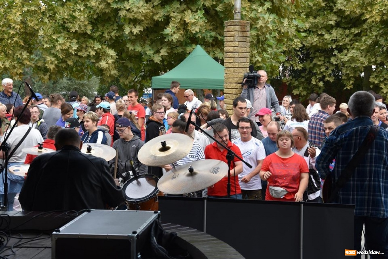 Zdjęcie w galerii na portalu naszwodzislaw.com: Rekordowy Blues roztańczył Olzę [FOTO] wiadomości z regionu
