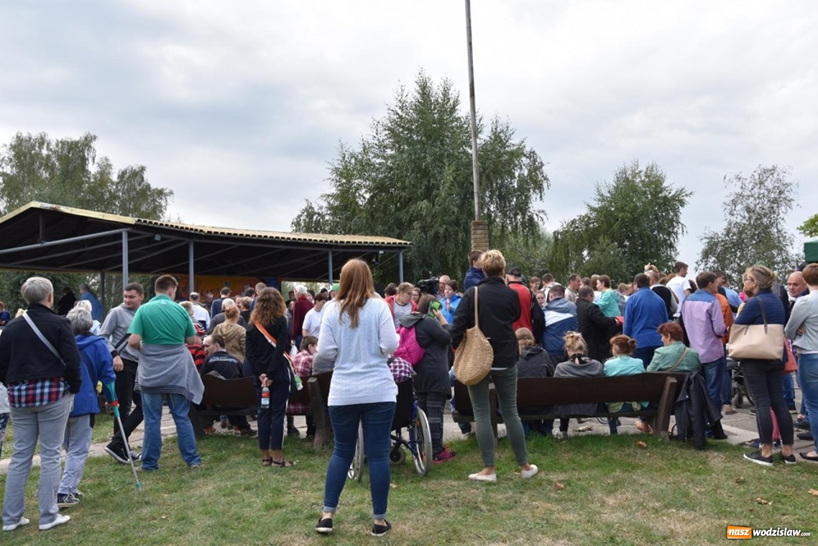 Zdjęcie w galerii na portalu naszwodzislaw.com: Rekordowy Blues roztańczył Olzę [FOTO] wiadomości z regionu