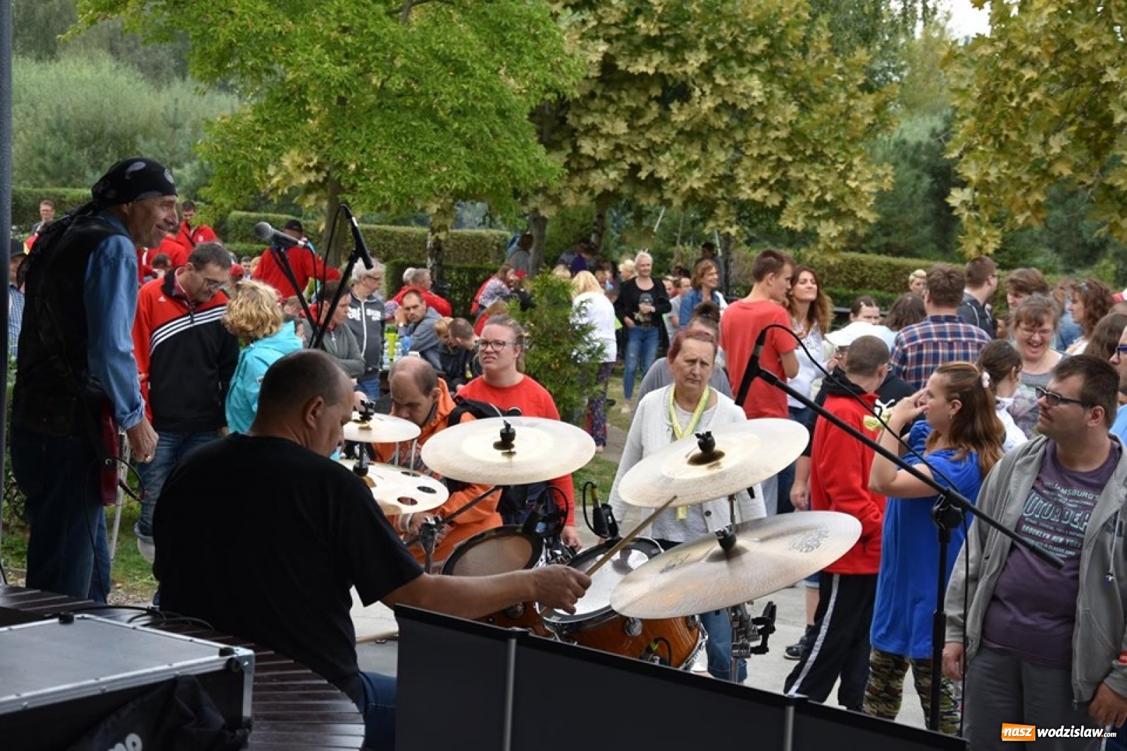Zdjęcie w galerii na portalu naszwodzislaw.com: Rekordowy Blues roztańczył Olzę [FOTO] wiadomości z regionu