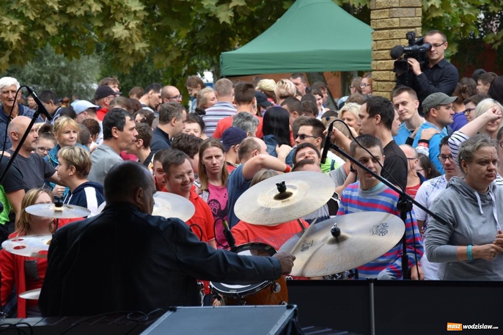 Zdjęcie w galerii na portalu naszwodzislaw.com: Rekordowy Blues roztańczył Olzę [FOTO] wiadomości z regionu