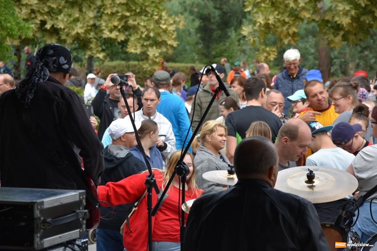 Zdjęcie w galerii na portalu naszwodzislaw.com: Rekordowy Blues roztańczył Olzę [FOTO] wiadomości z regionu