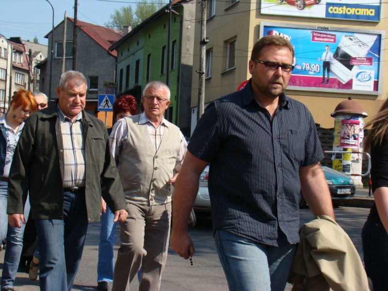 Zdjęcie w galerii na portalu naszwodzislaw.com: Droga krzyżowa w Pszowie wiadomości z regionu