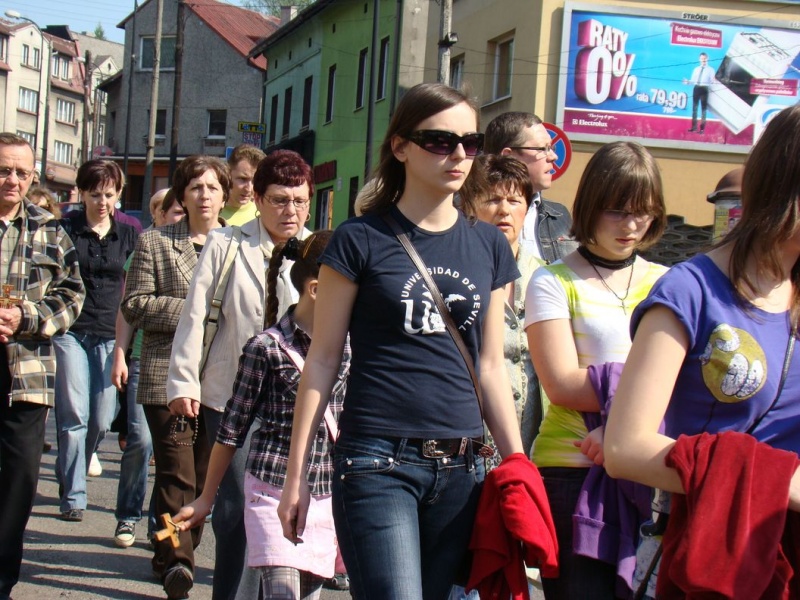 Zdjęcie w galerii na portalu naszwodzislaw.com: Droga krzyżowa w Pszowie wiadomości z regionu