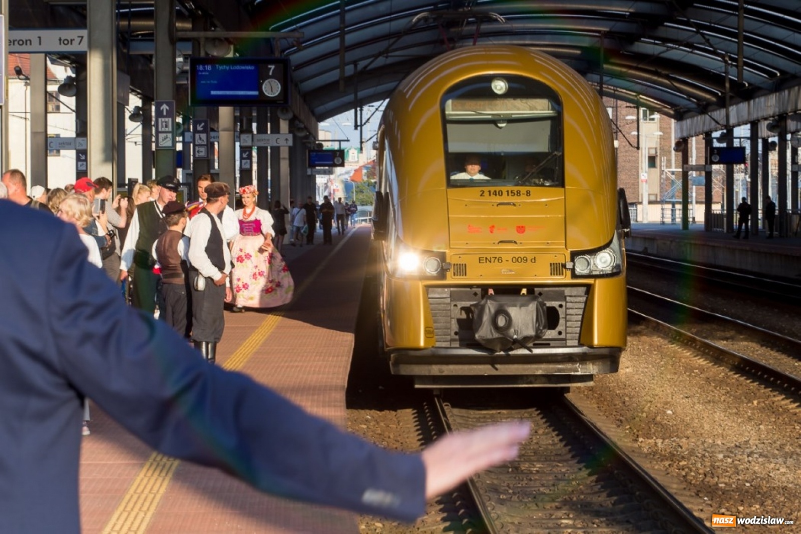 Zdjęcie w galerii na portalu naszwodzislaw.com: Powstaniec Śląski wyruszył w trasę [FOTO] wiadomości z regionu