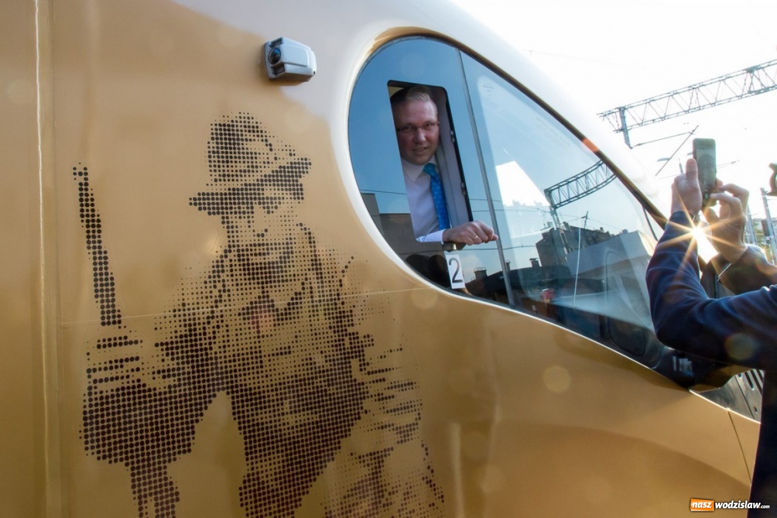 Zdjęcie w galerii na portalu naszwodzislaw.com: Powstaniec Śląski wyruszył w trasę [FOTO] wiadomości z regionu