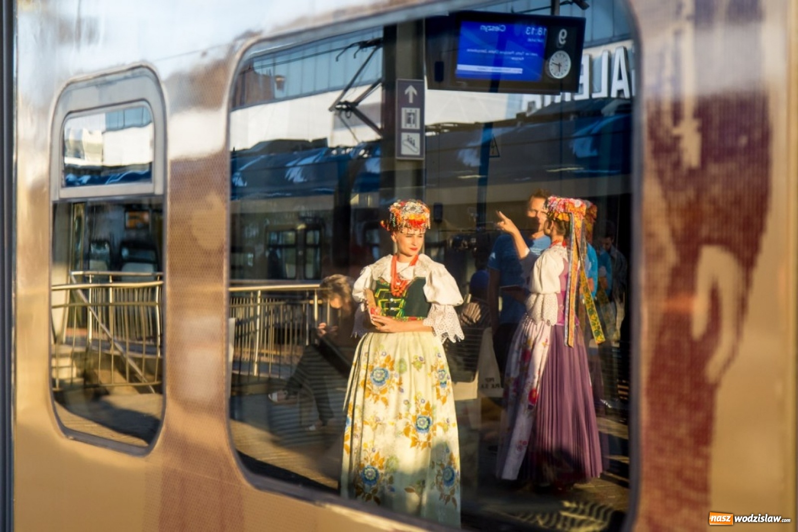 Zdjęcie w galerii na portalu naszwodzislaw.com: Powstaniec Śląski wyruszył w trasę [FOTO] wiadomości z regionu
