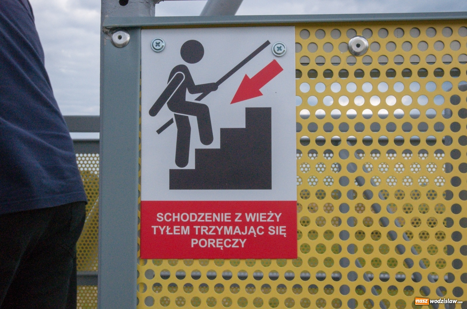 Zdjęcie w galerii na portalu naszwodzislaw.com: Wieża widokowa w Pogrzebieniu już otwarta. Tak z niej widać Lubomię [FOTO]  wiadomości z regionu