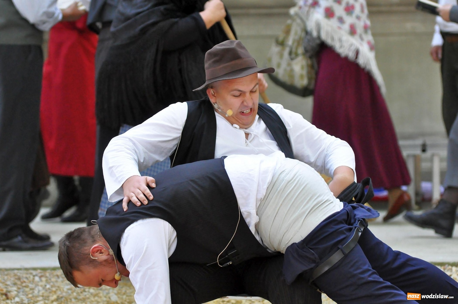 Zdjęcie w galerii na portalu naszwodzislaw.com: SAFO na pikniku historycznym w Rzuchowie [FOTO i WIDEO] wiadomości z regionu