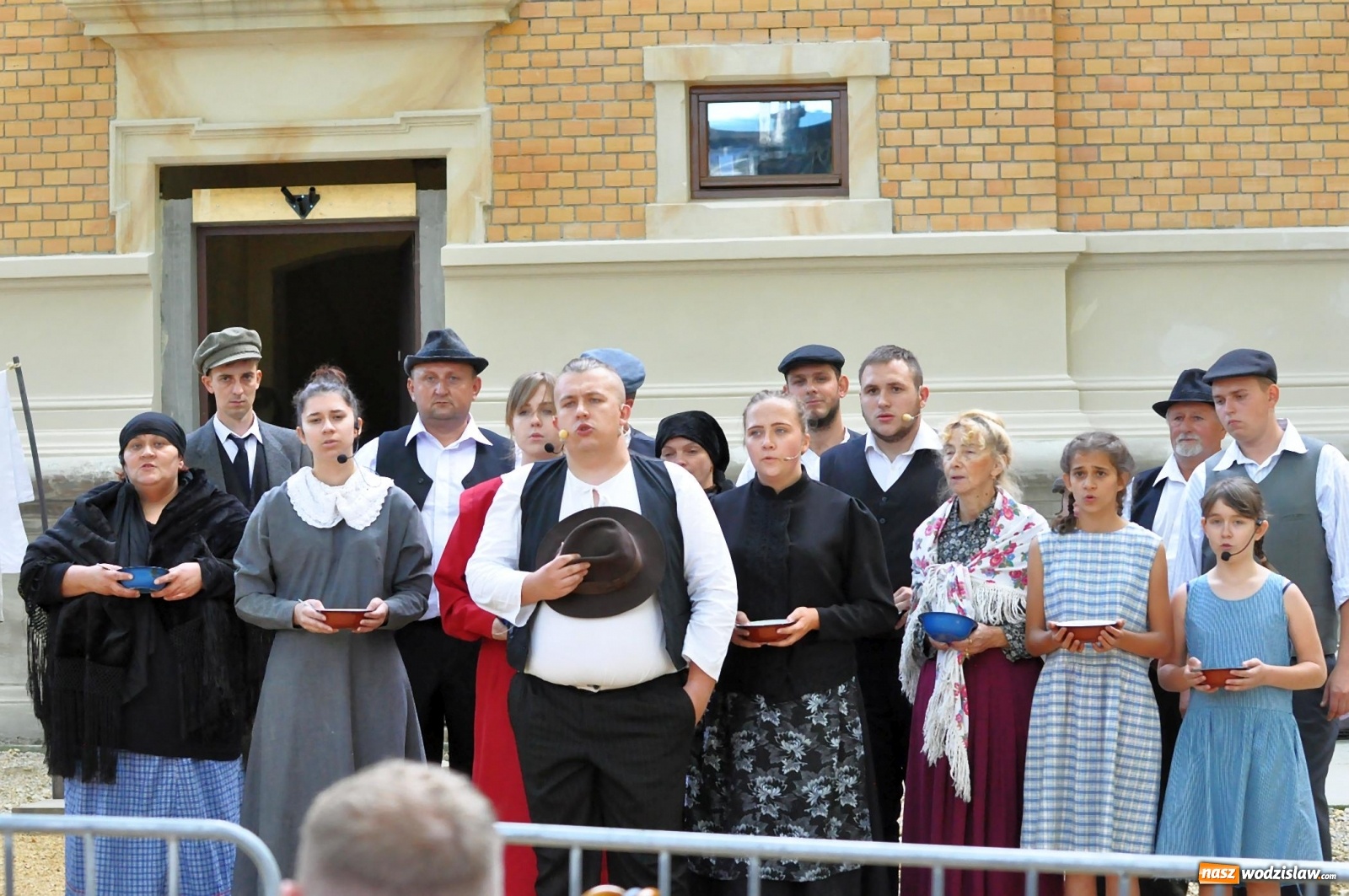 Zdjęcie w galerii na portalu naszwodzislaw.com: SAFO na pikniku historycznym w Rzuchowie [FOTO i WIDEO] wiadomości z regionu