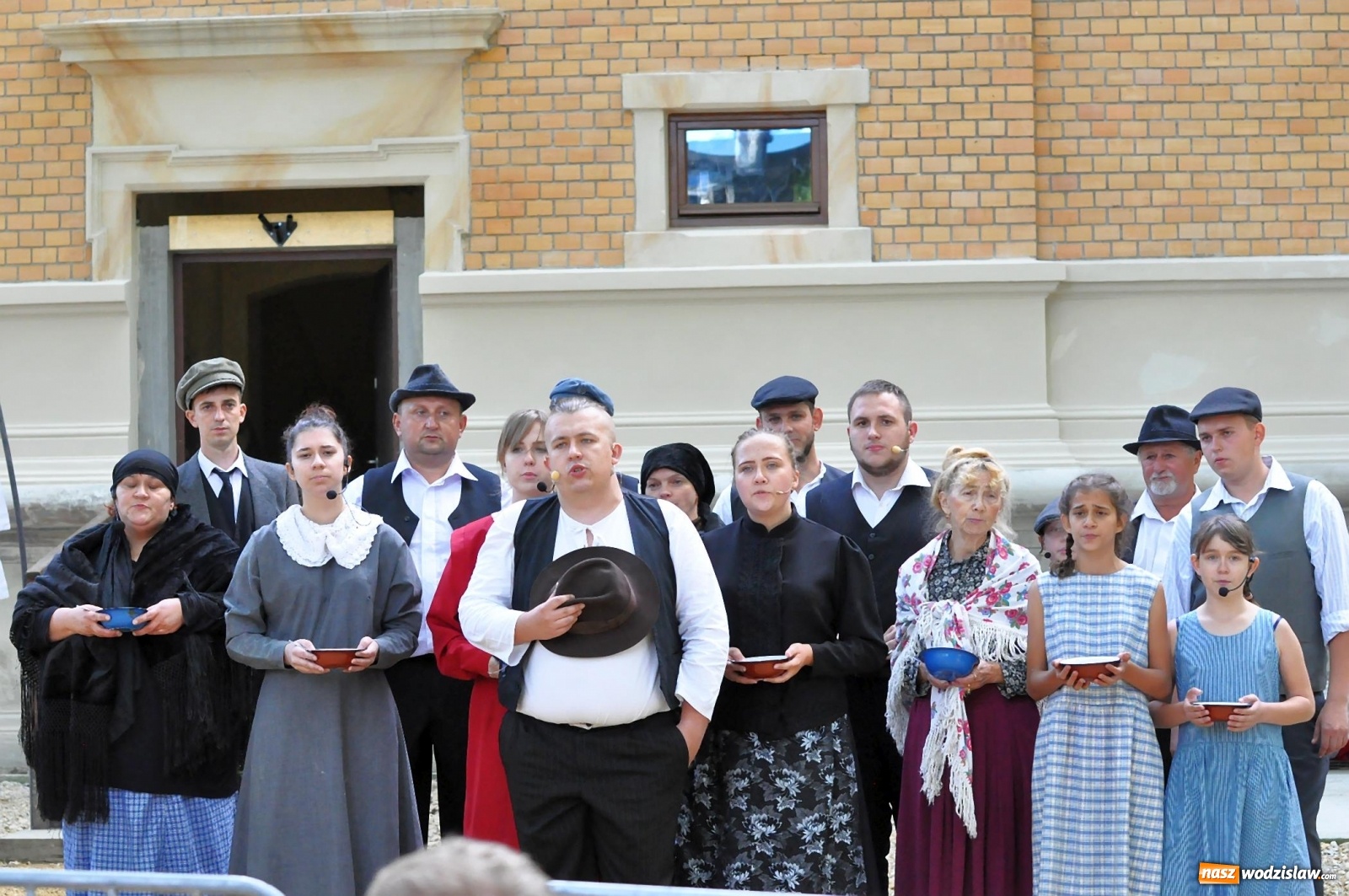 Zdjęcie w galerii na portalu naszwodzislaw.com: SAFO na pikniku historycznym w Rzuchowie [FOTO i WIDEO] wiadomości z regionu