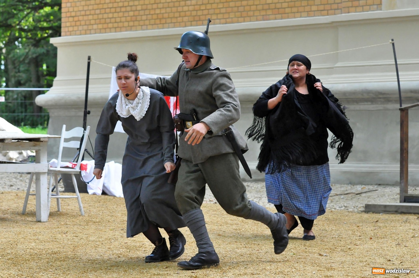 Zdjęcie w galerii na portalu naszwodzislaw.com: SAFO na pikniku historycznym w Rzuchowie [FOTO i WIDEO] wiadomości z regionu