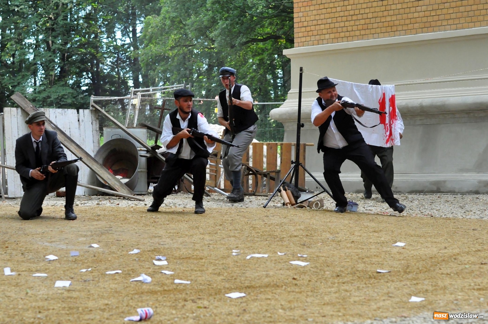 Zdjęcie w galerii na portalu naszwodzislaw.com: SAFO na pikniku historycznym w Rzuchowie [FOTO i WIDEO] wiadomości z regionu