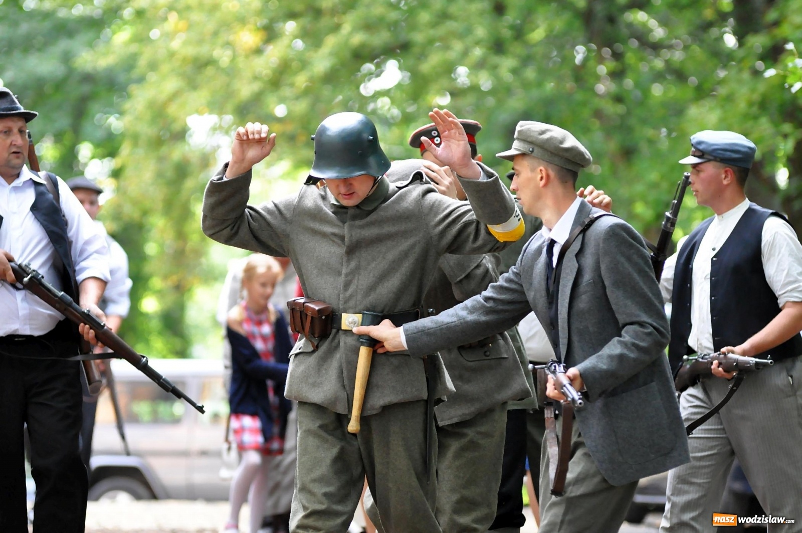 Zdjęcie w galerii na portalu naszwodzislaw.com: SAFO na pikniku historycznym w Rzuchowie [FOTO i WIDEO] wiadomości z regionu