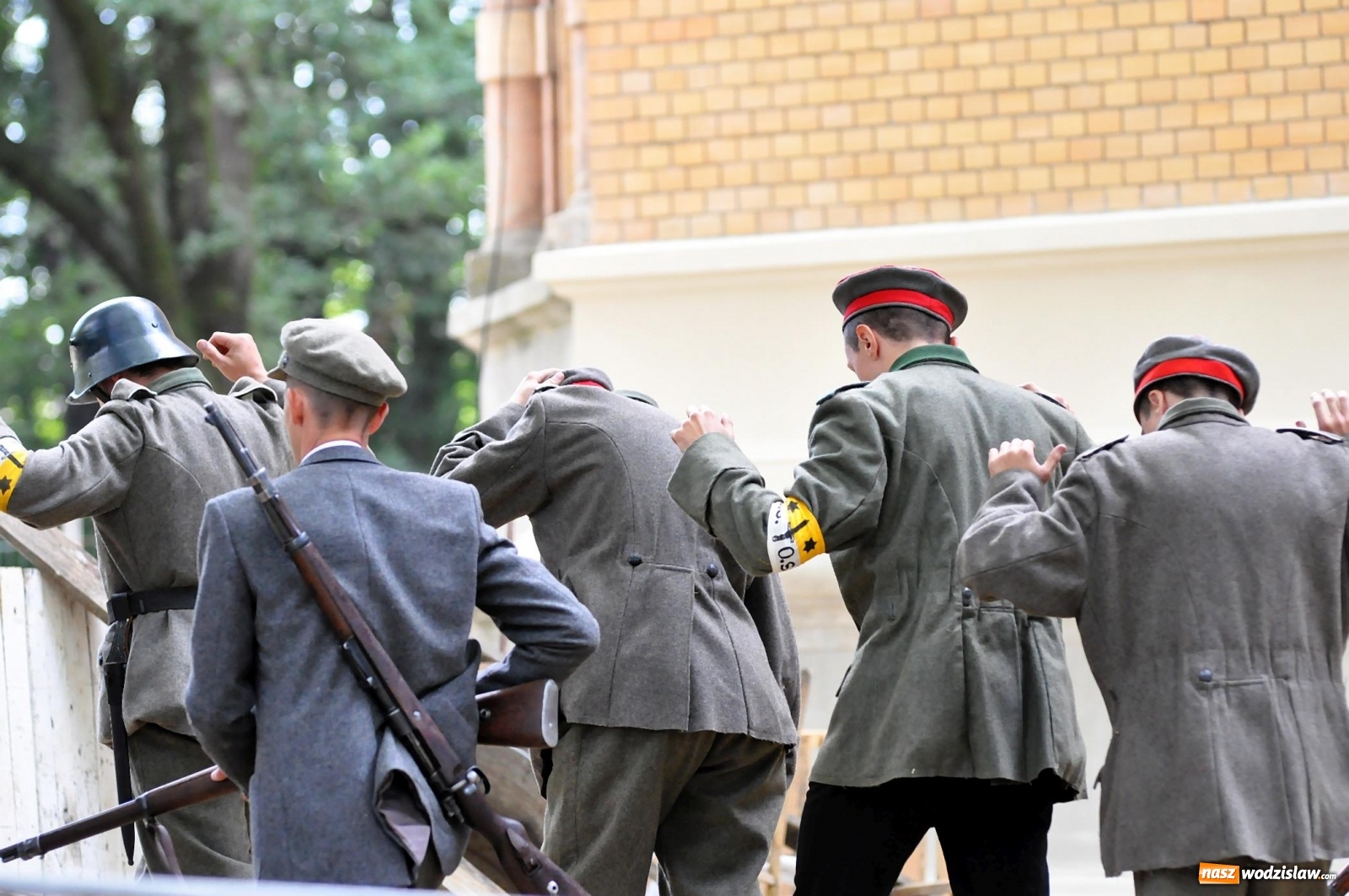 Zdjęcie w galerii na portalu naszwodzislaw.com: SAFO na pikniku historycznym w Rzuchowie [FOTO i WIDEO] wiadomości z regionu